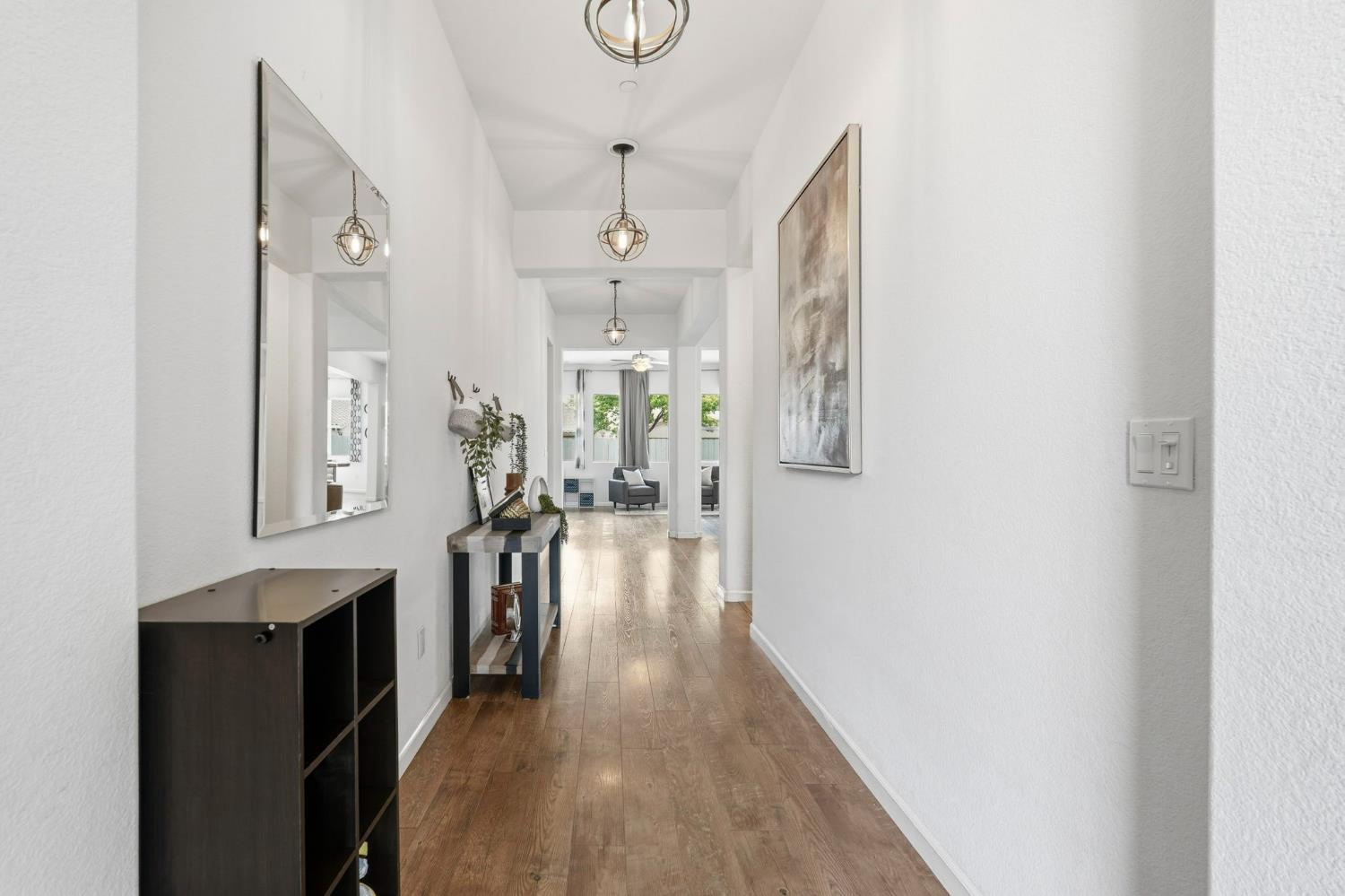 1249 Blue Flax Dr, Patterson, CA 95363