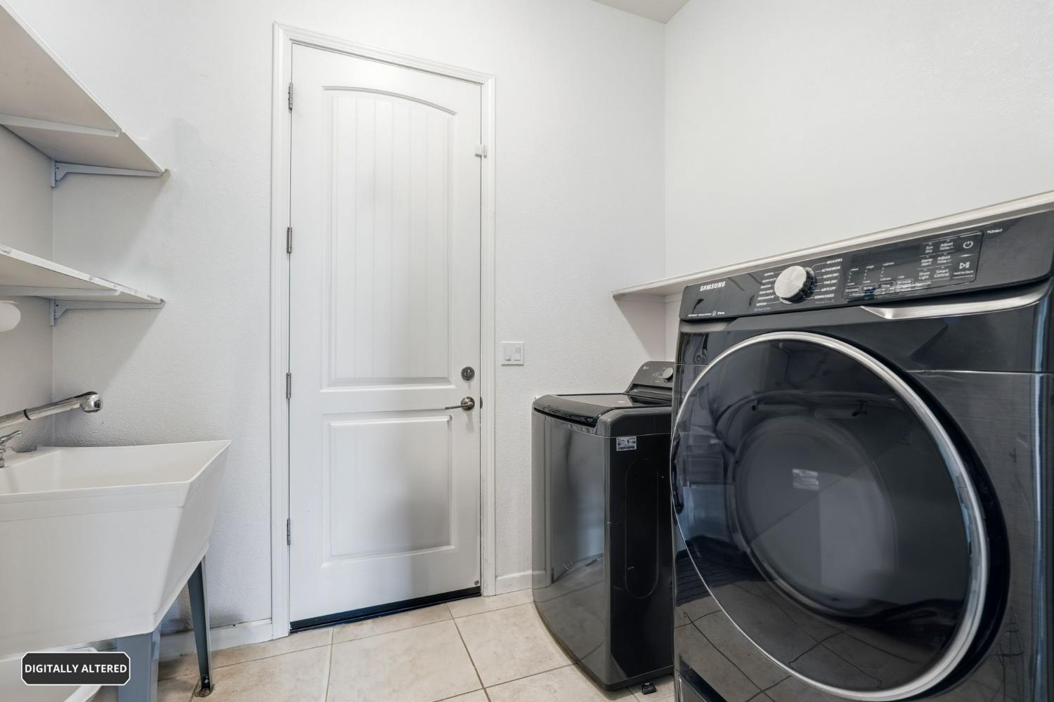 1249 Blue Flax Dr, Patterson, CA 95363