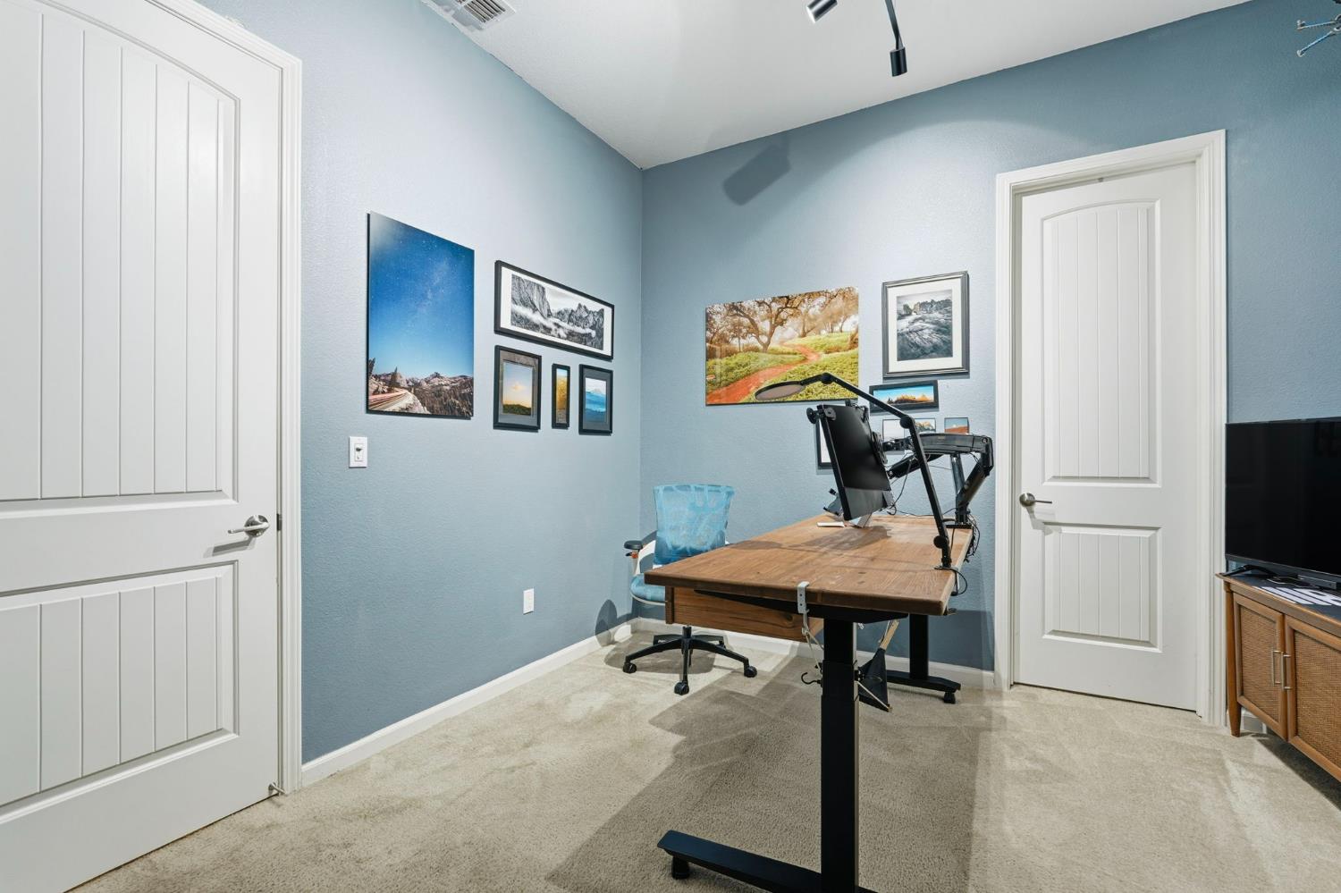 1249 Blue Flax Dr, Patterson, CA 95363