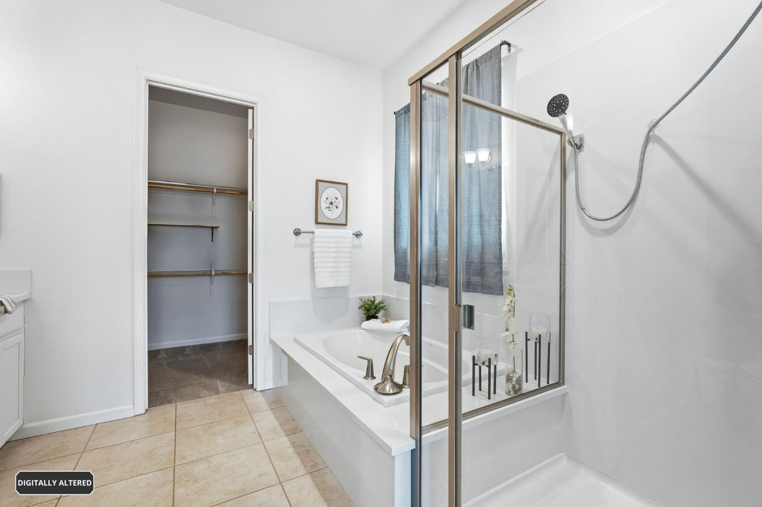 1249 Blue Flax Dr, Patterson, CA 95363