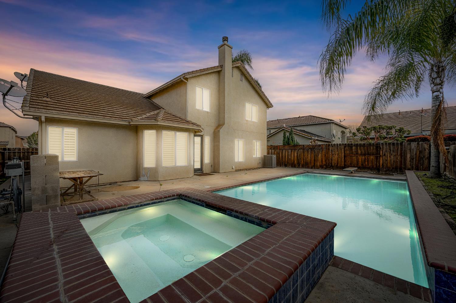 2800 Olympus Ct, Modesto, CA 95356