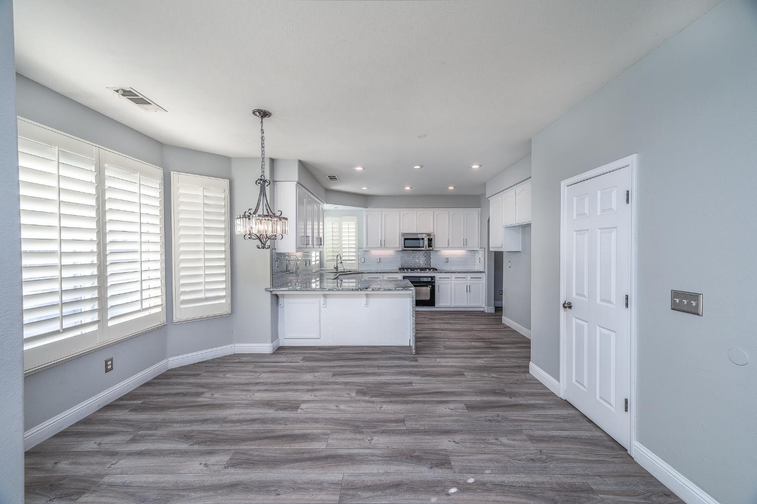 2800 Olympus Ct, Modesto, CA 95356