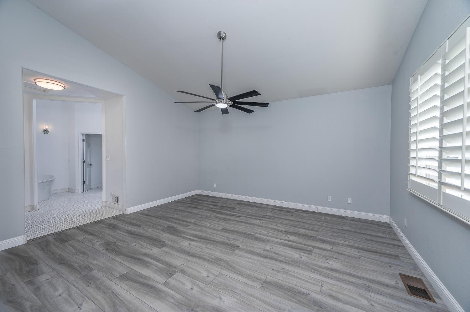 2800 Olympus Ct, Modesto, CA 95356