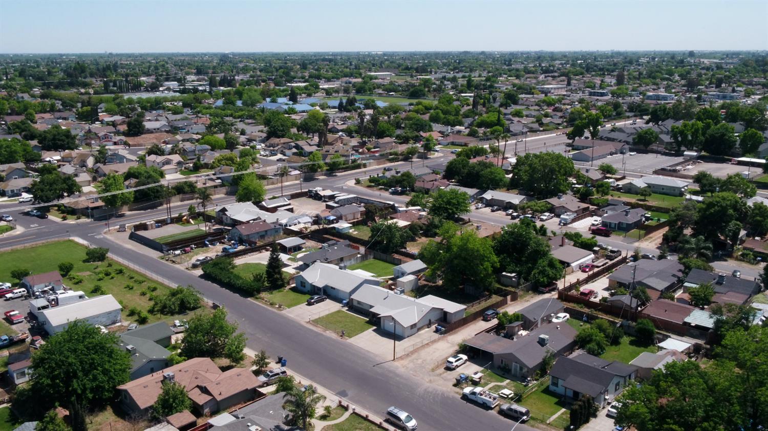 1636 Woodworth Ave, Modesto, CA 95351