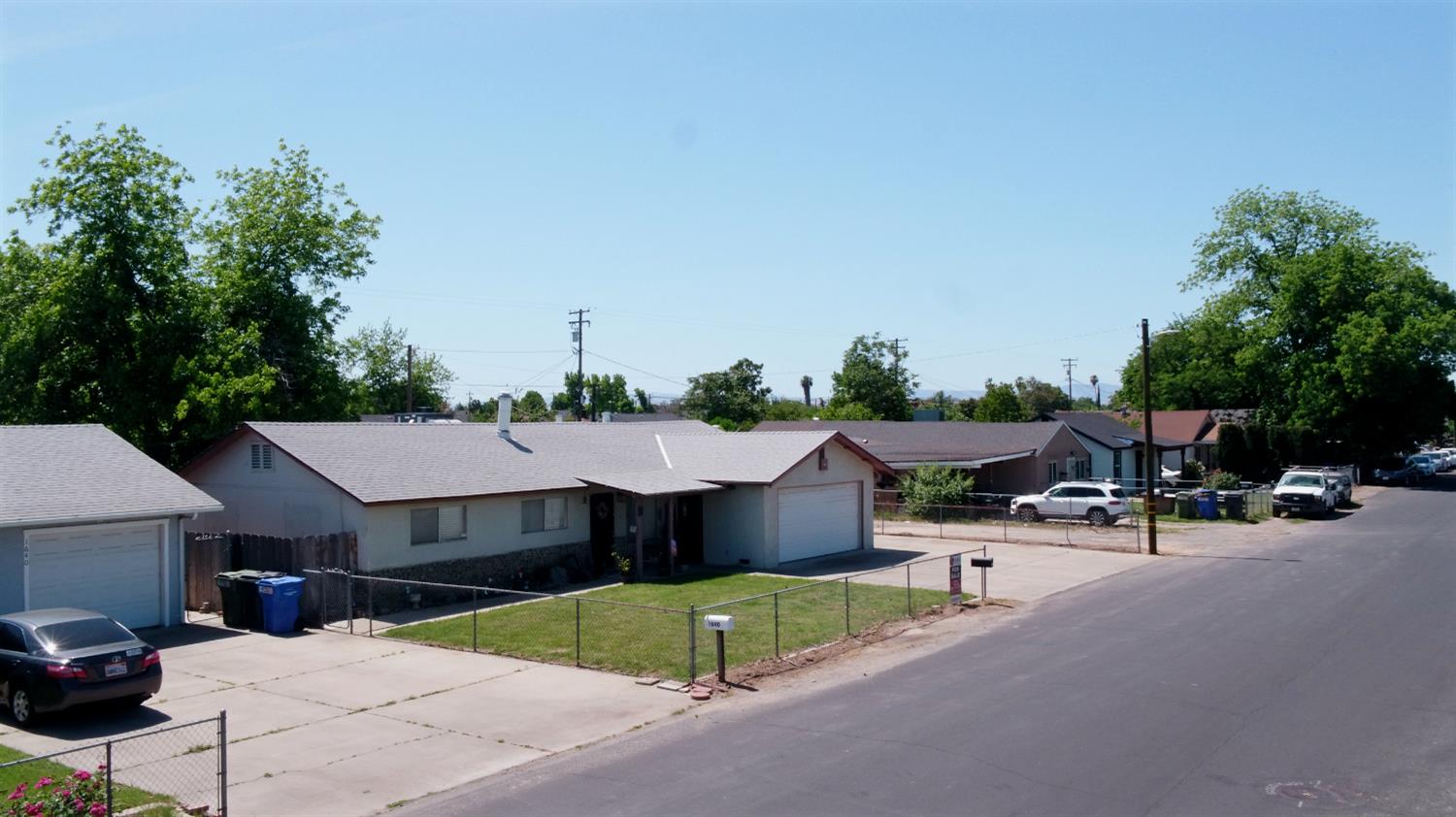 1636 Woodworth Ave, Modesto, CA 95351