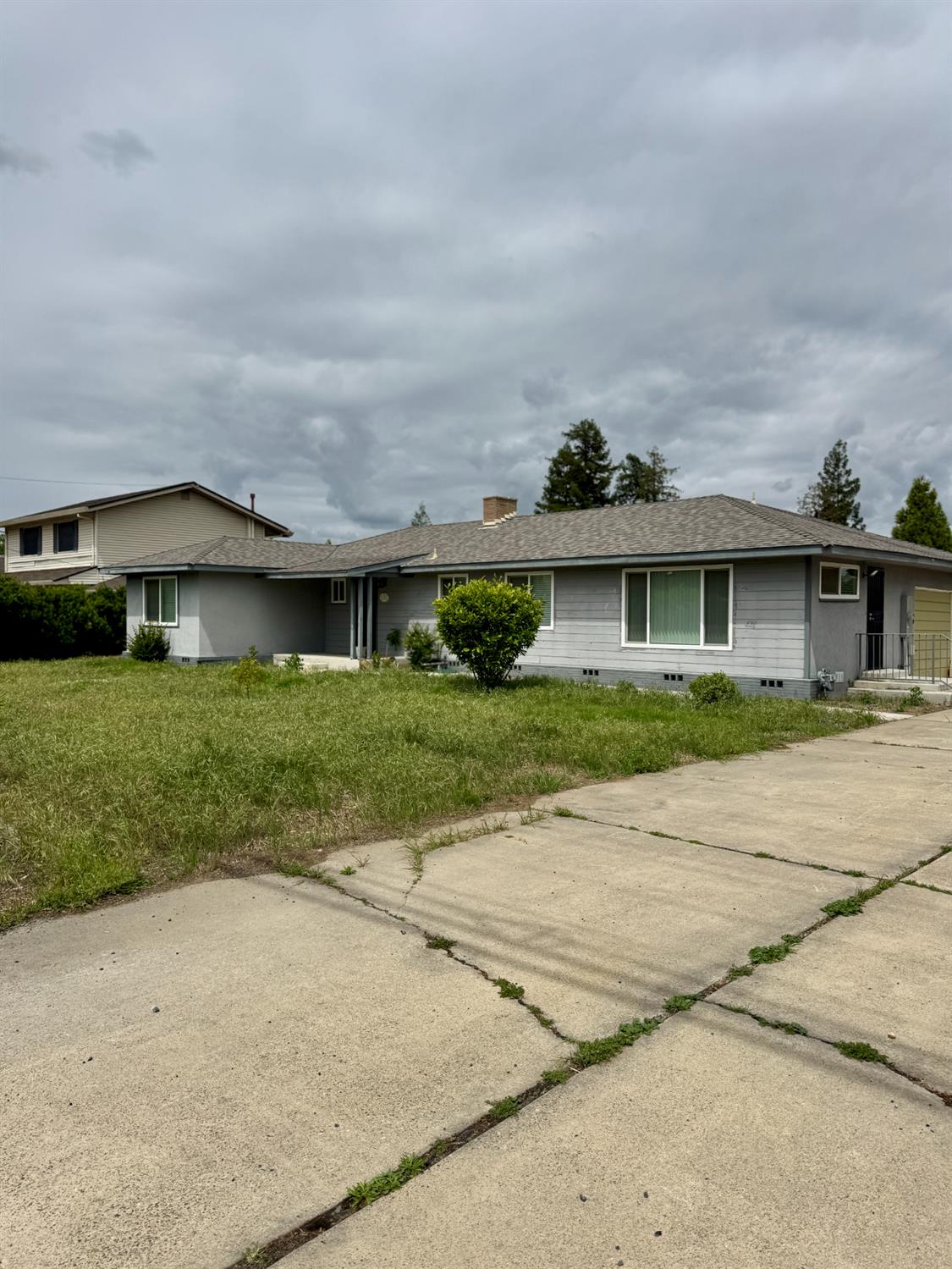 1101 E Monte Vista Ave, Turlock, CA 95382