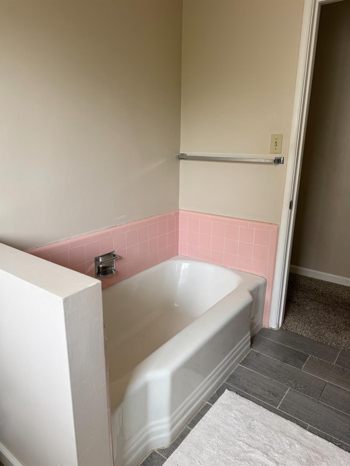 1101 E Monte Vista Ave, Turlock, CA 95382