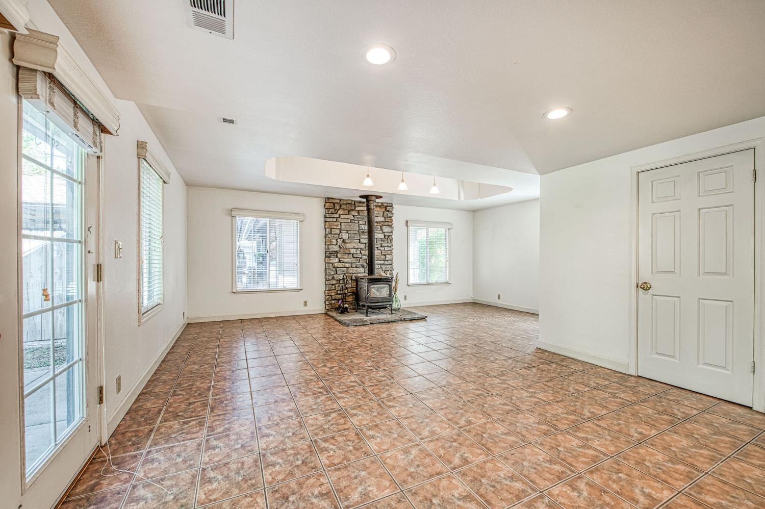 36774 Venado Dr, Coarsegold, CA 93614