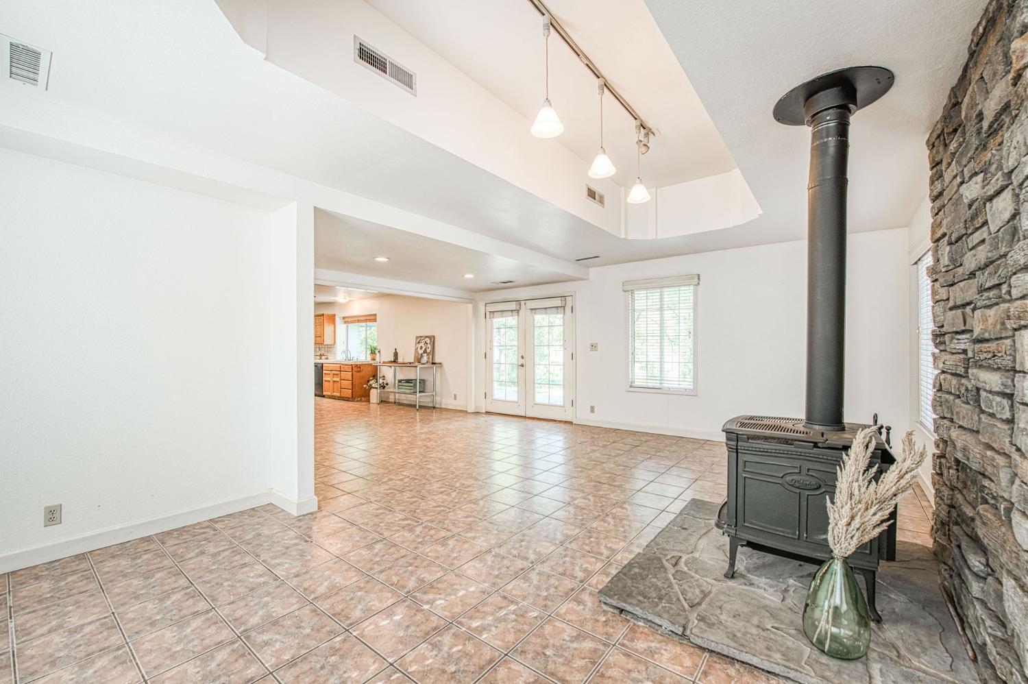36774 Venado Dr, Coarsegold, CA 93614