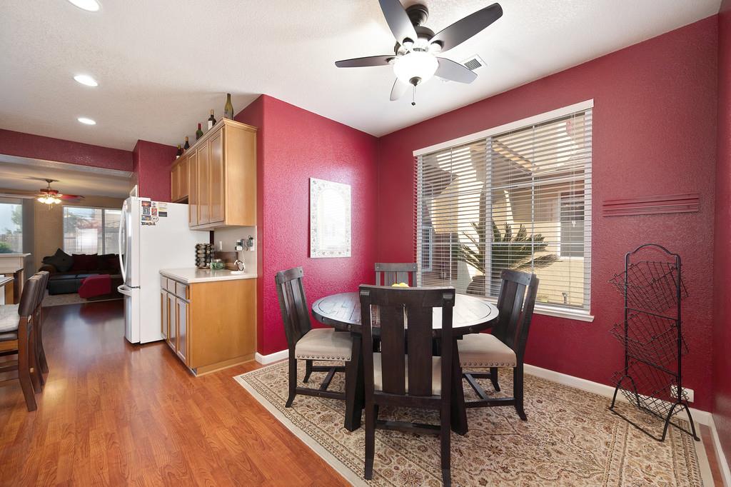 5034 Winding River Ct, Riverbank, CA 95367