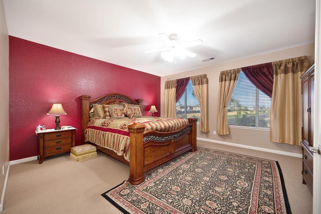 5034 Winding River Ct, Riverbank, CA 95367