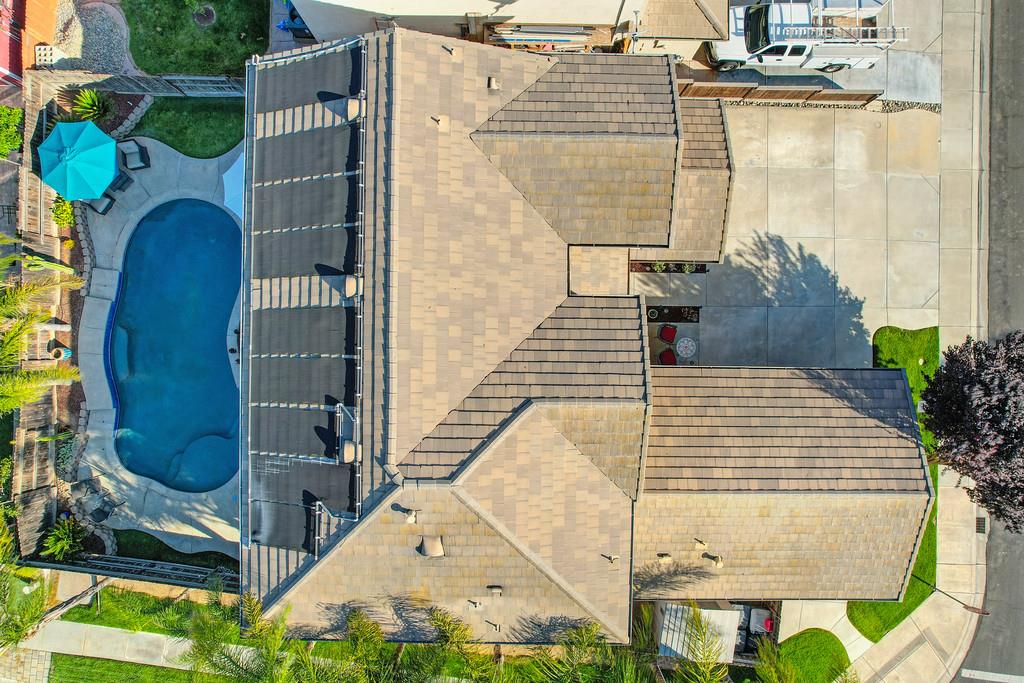 5034 Winding River Ct, Riverbank, CA 95367