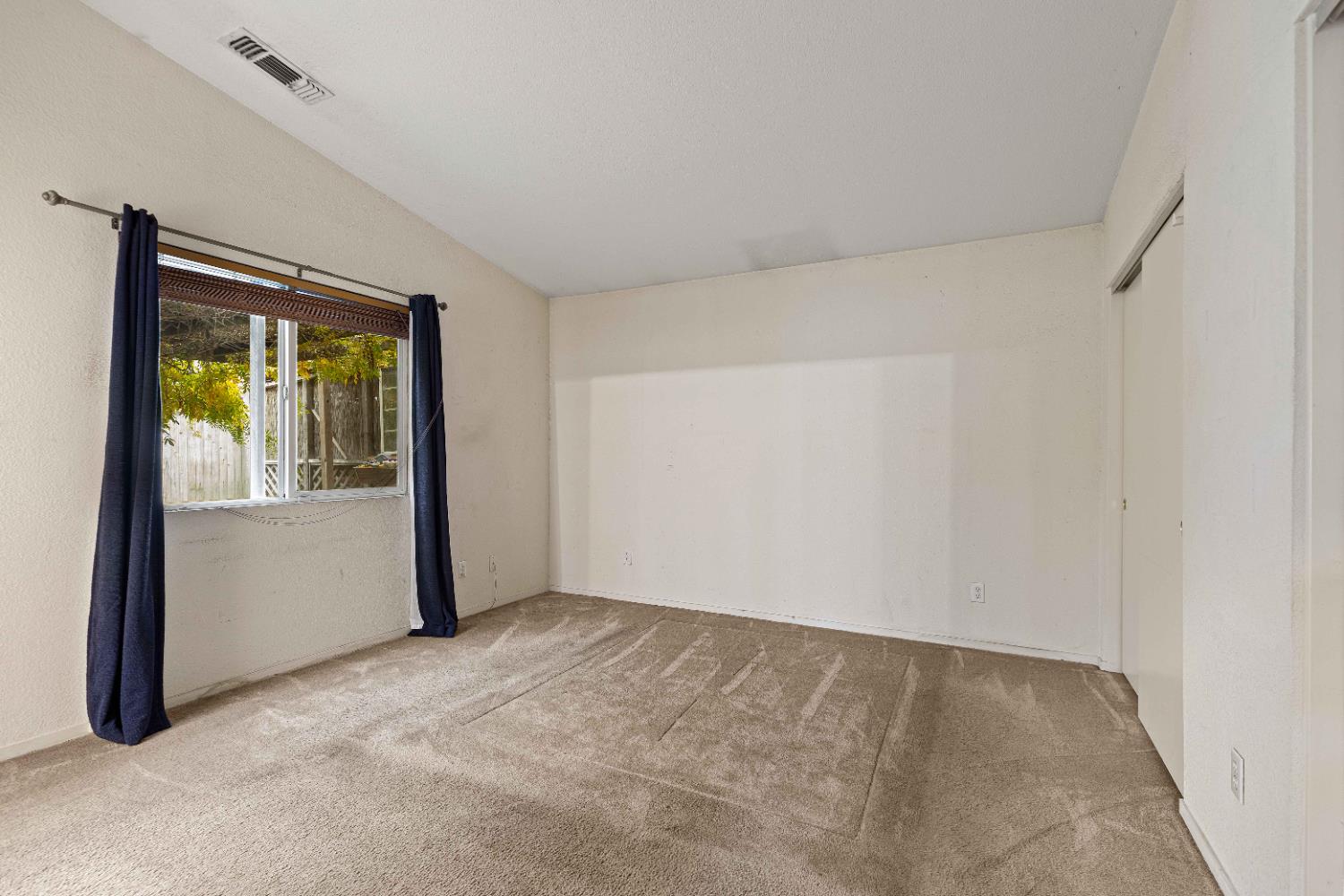 310 W F St, Turlock, CA 95380