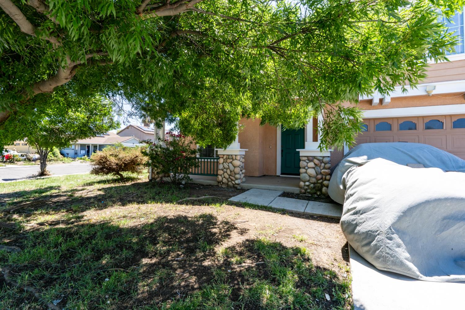 661 Sandhill Crane Dr, Los Banos, CA 93635