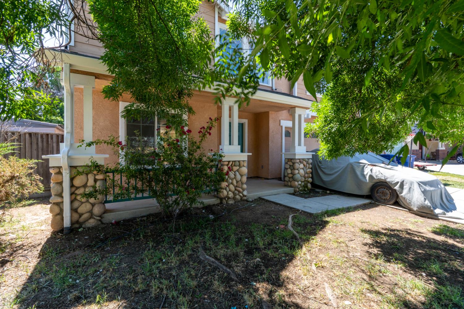 661 Sandhill Crane Dr, Los Banos, CA 93635