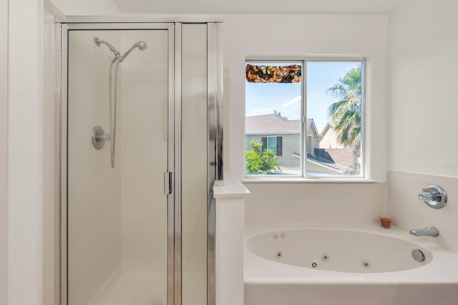 661 Sandhill Crane Dr, Los Banos, CA 93635