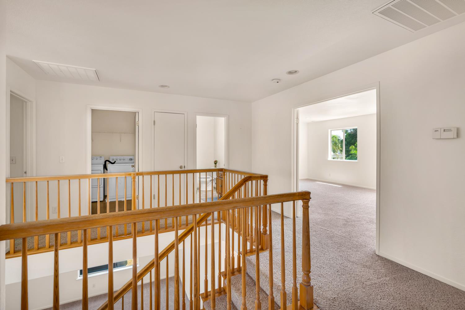 661 Sandhill Crane Dr, Los Banos, CA 93635