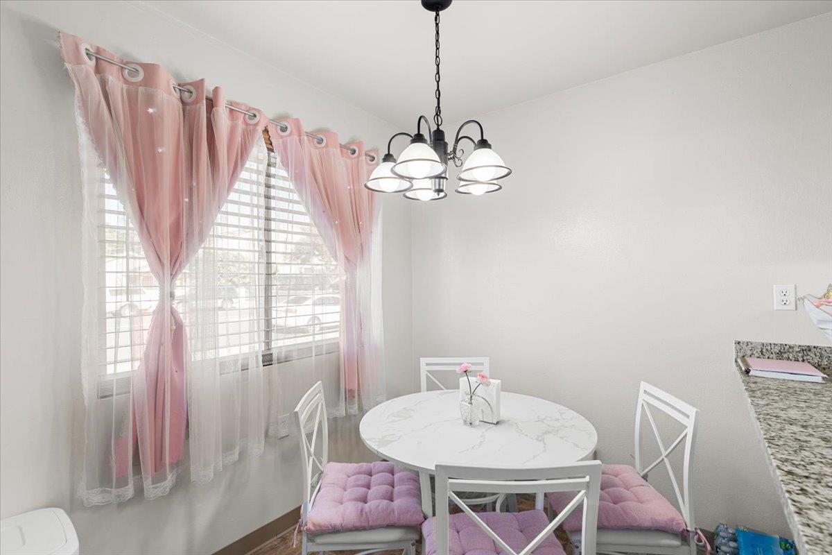 180 E J St, Oakdale, CA 95361