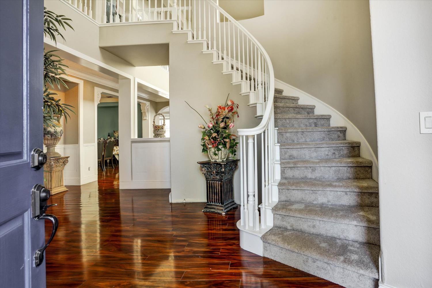 3837 Banyan Tree Dr, Modesto, CA 95355