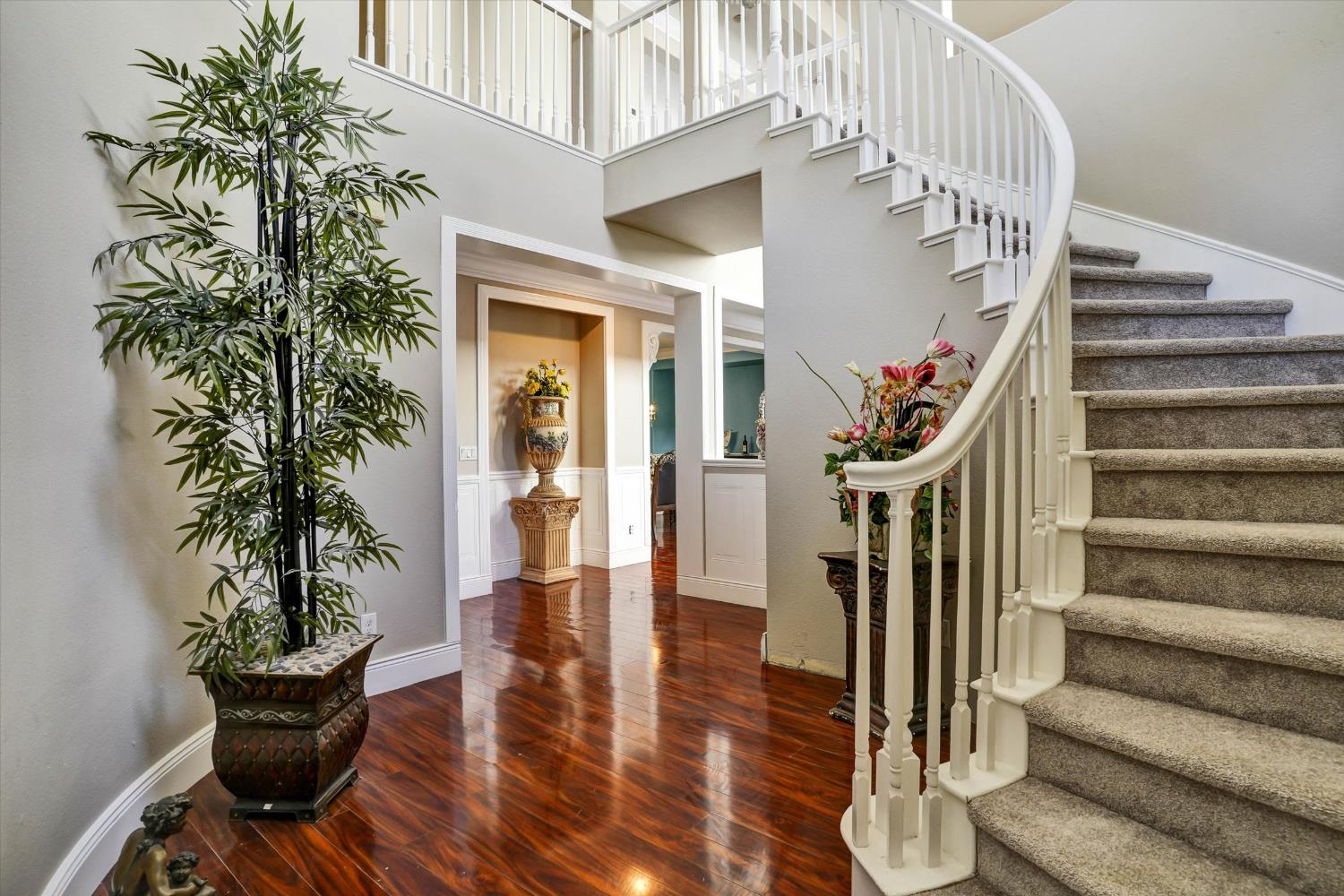 3837 Banyan Tree Dr, Modesto, CA 95355