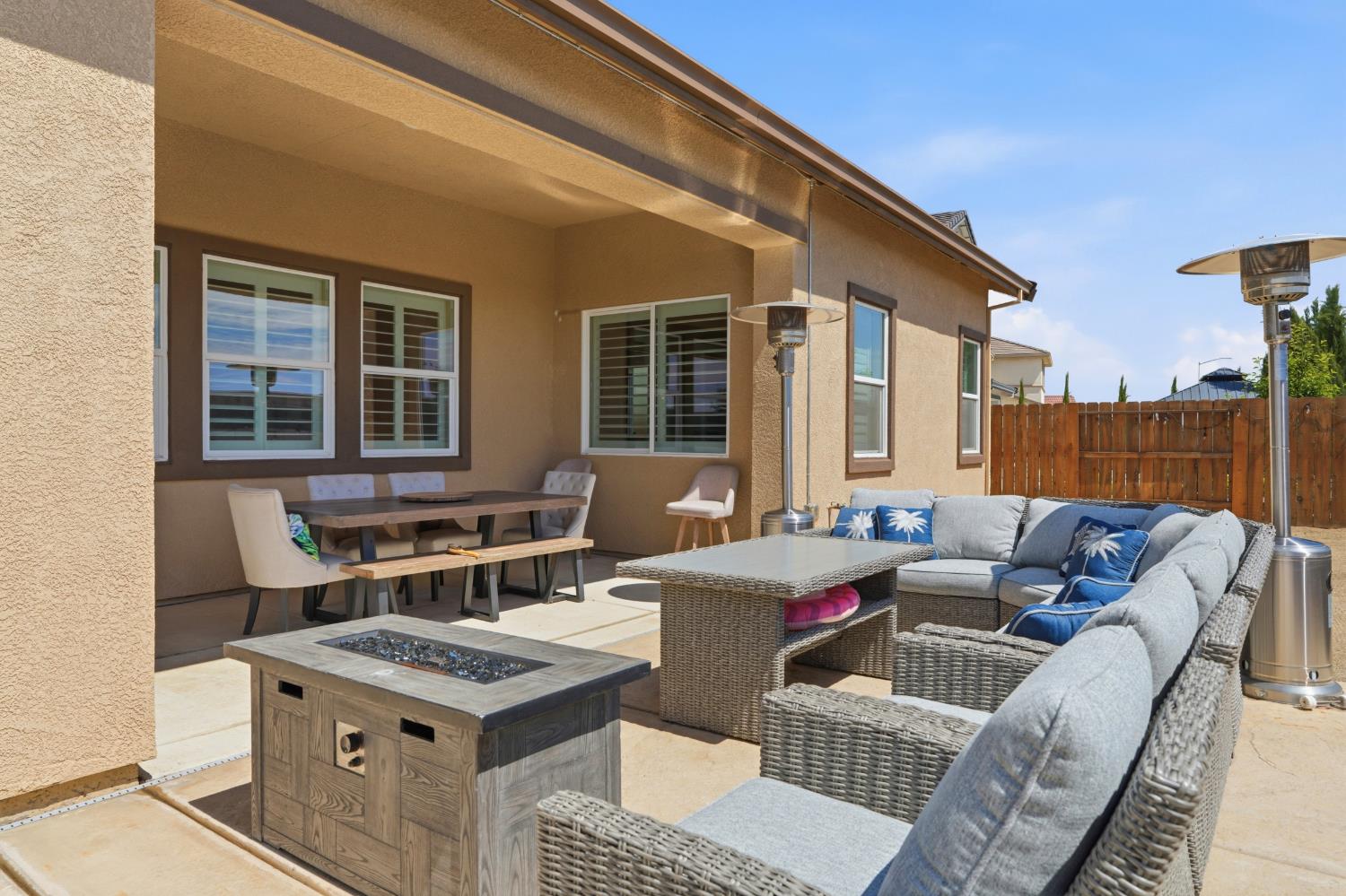 2657 Gantry Dr, Manteca, CA 95337