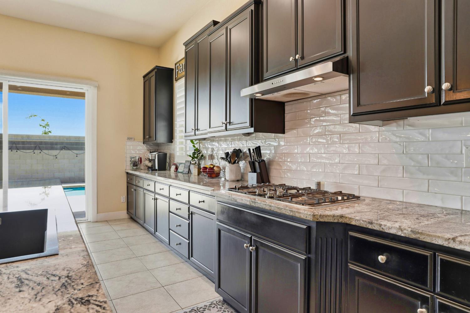 2657 Gantry Dr, Manteca, CA 95337