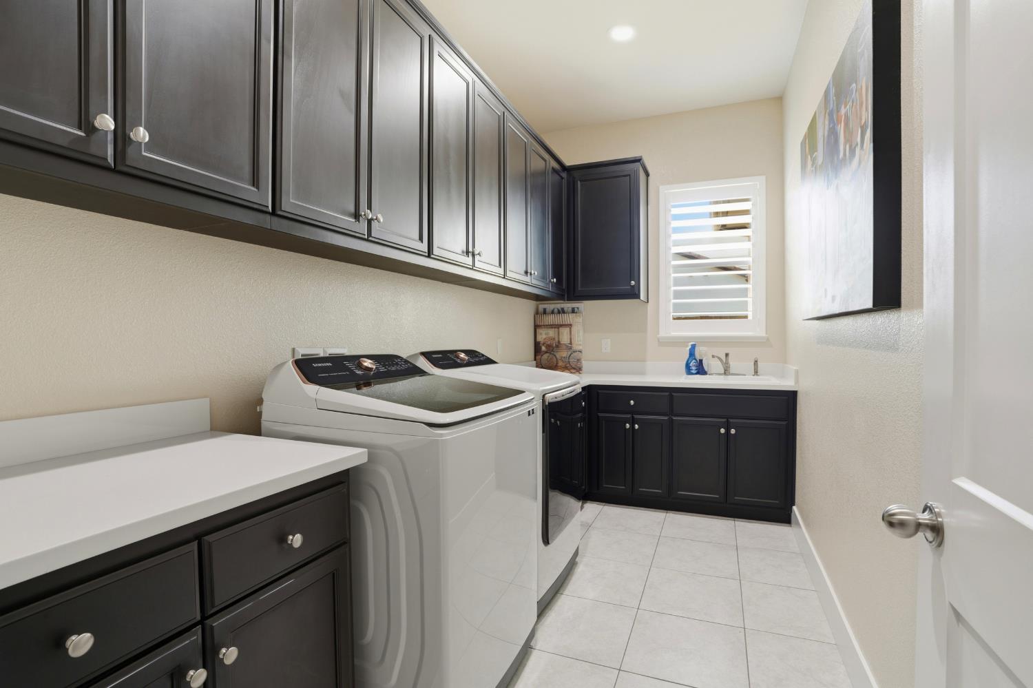 2657 Gantry Dr, Manteca, CA 95337