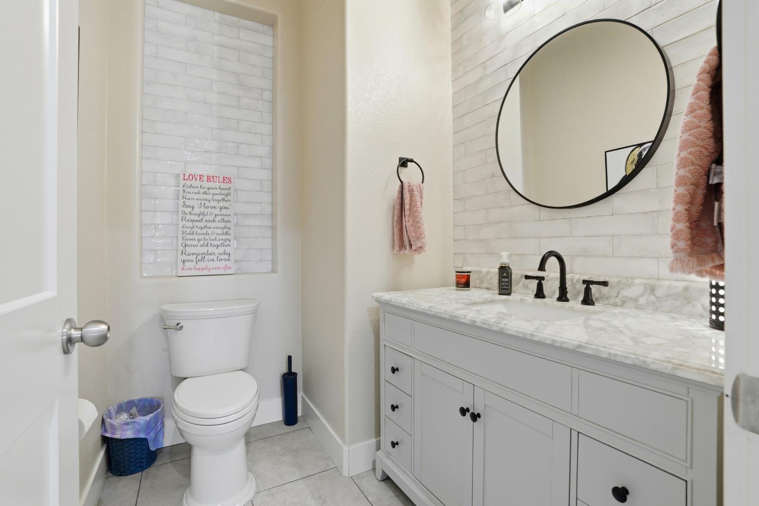 2657 Gantry Dr, Manteca, CA 95337