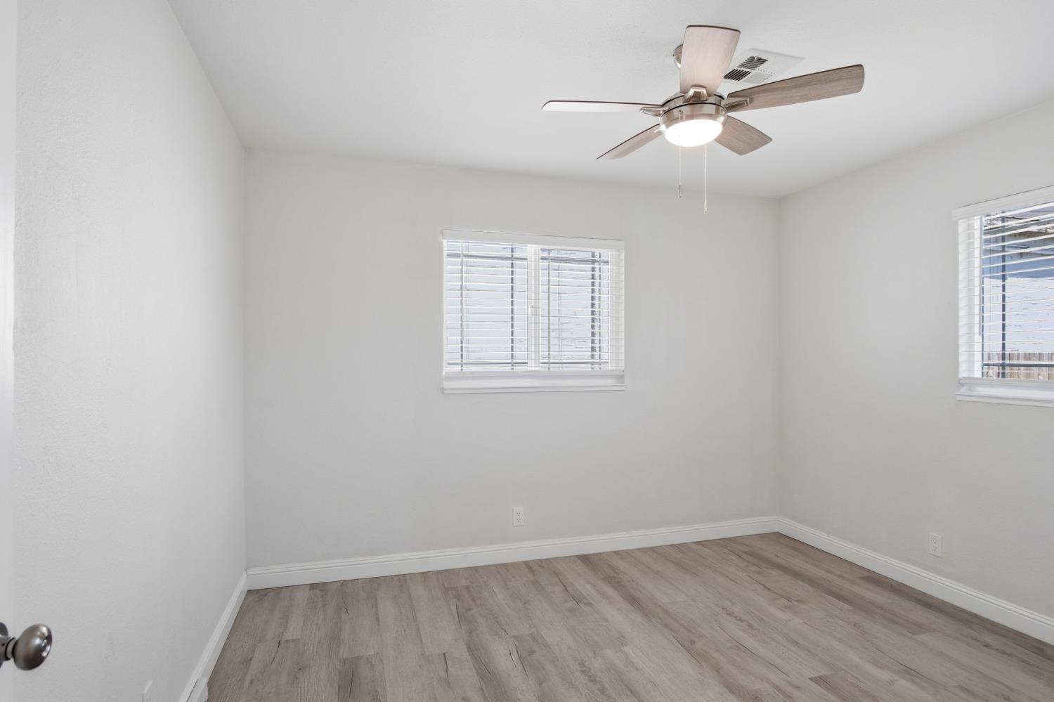 341 2nd, Livingston, CA 95334