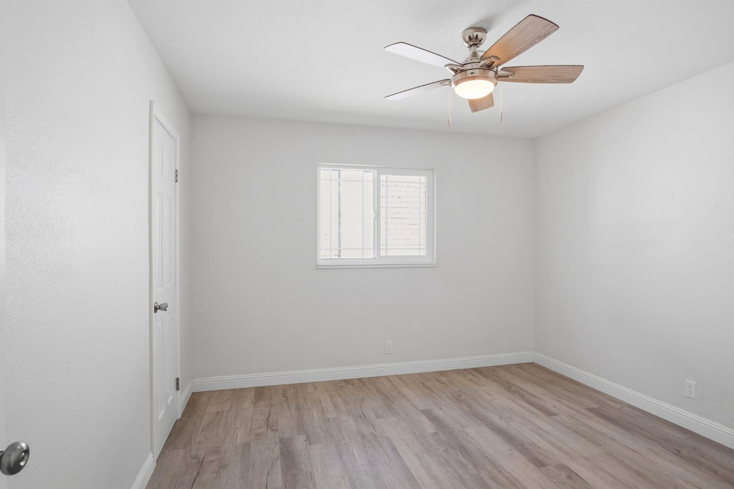 341 2nd, Livingston, CA 95334