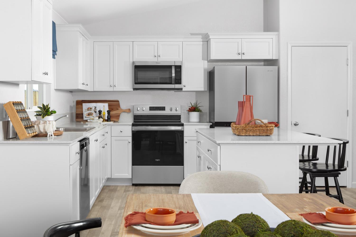 2413 Stagecoach Rd, Patterson, CA 95363