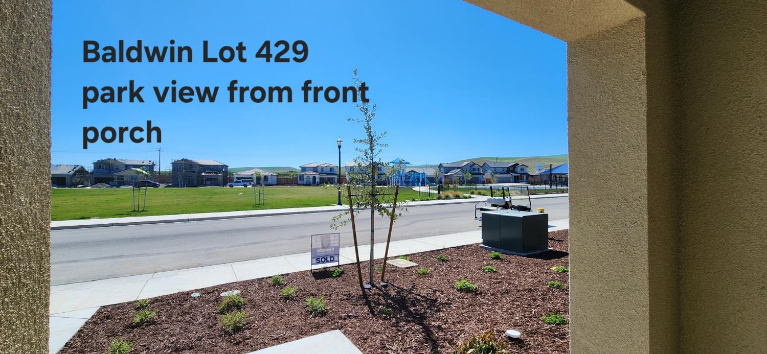 2413 Stagecoach Rd, Patterson, CA 95363