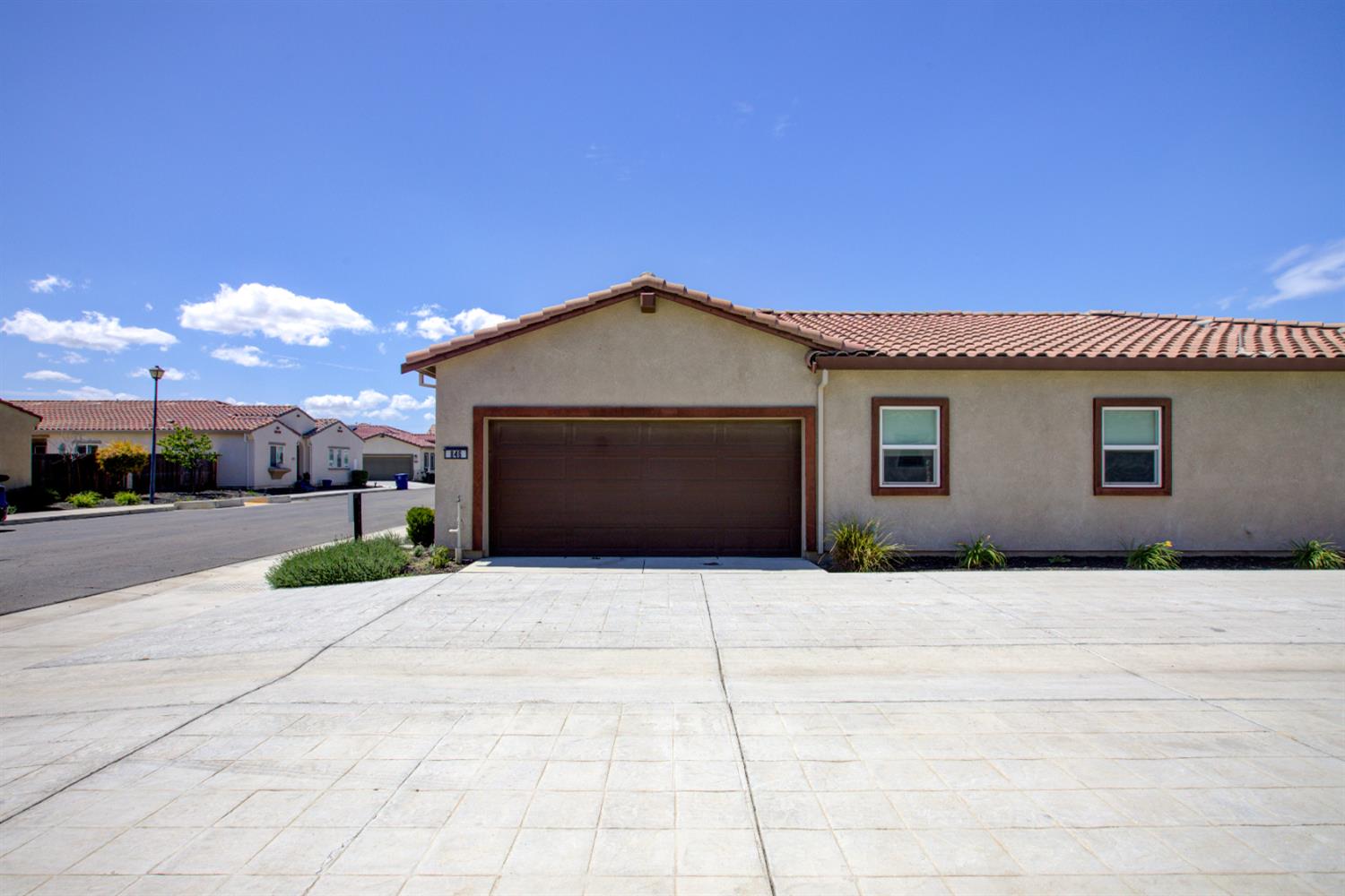 846 Grace Dr, Los Banos, CA 93635