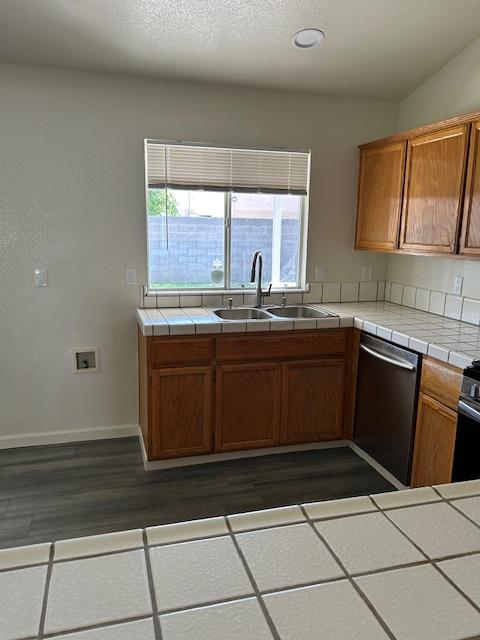 2123 Canal Farm Ln, Los Banos, CA 93635