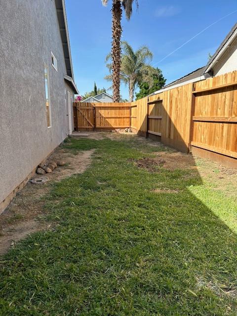 2123 Canal Farm Ln, Los Banos, CA 93635