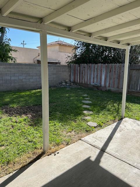 2123 Canal Farm Ln, Los Banos, CA 93635