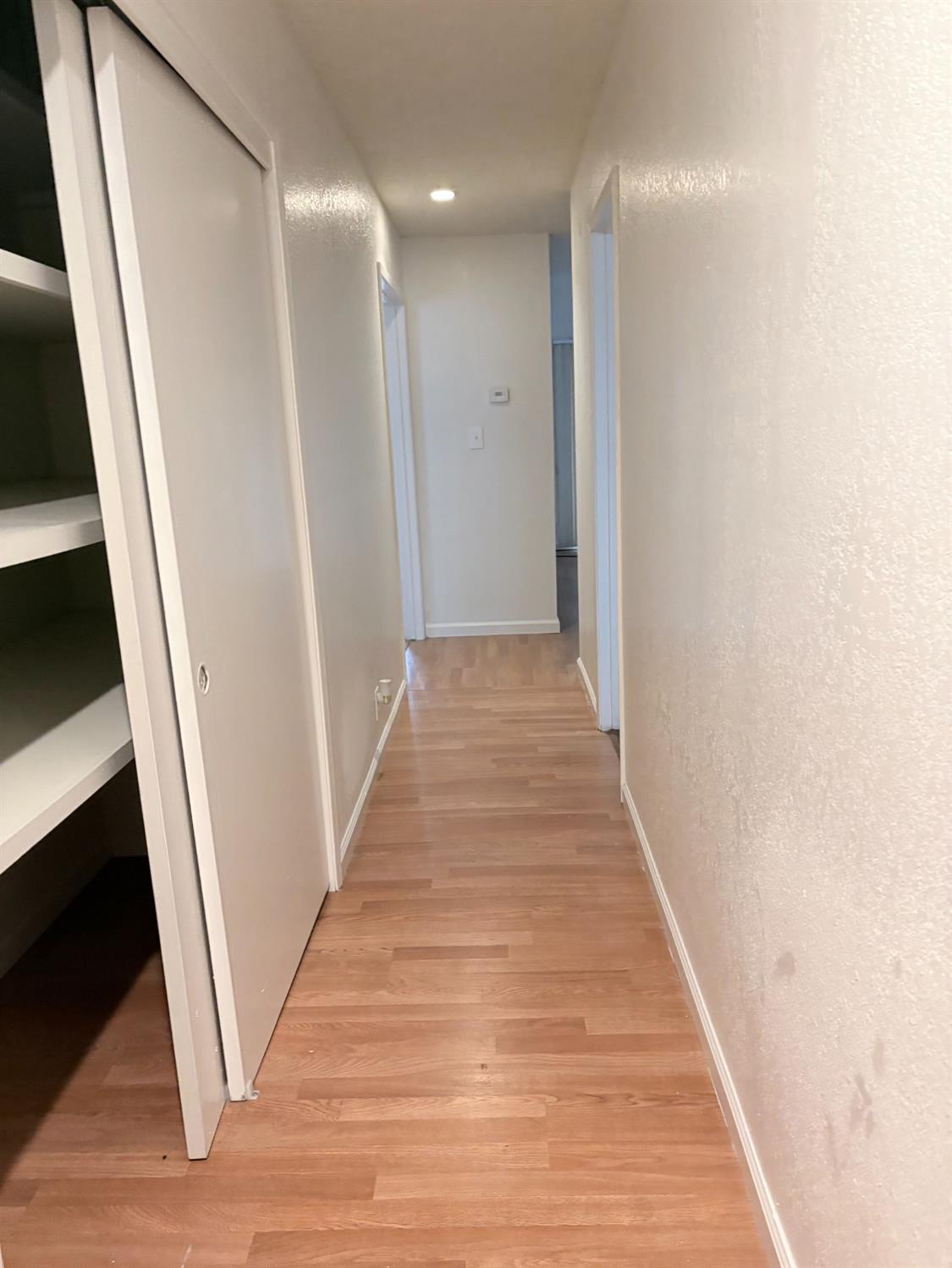 953 Souza, Manteca, CA 95336