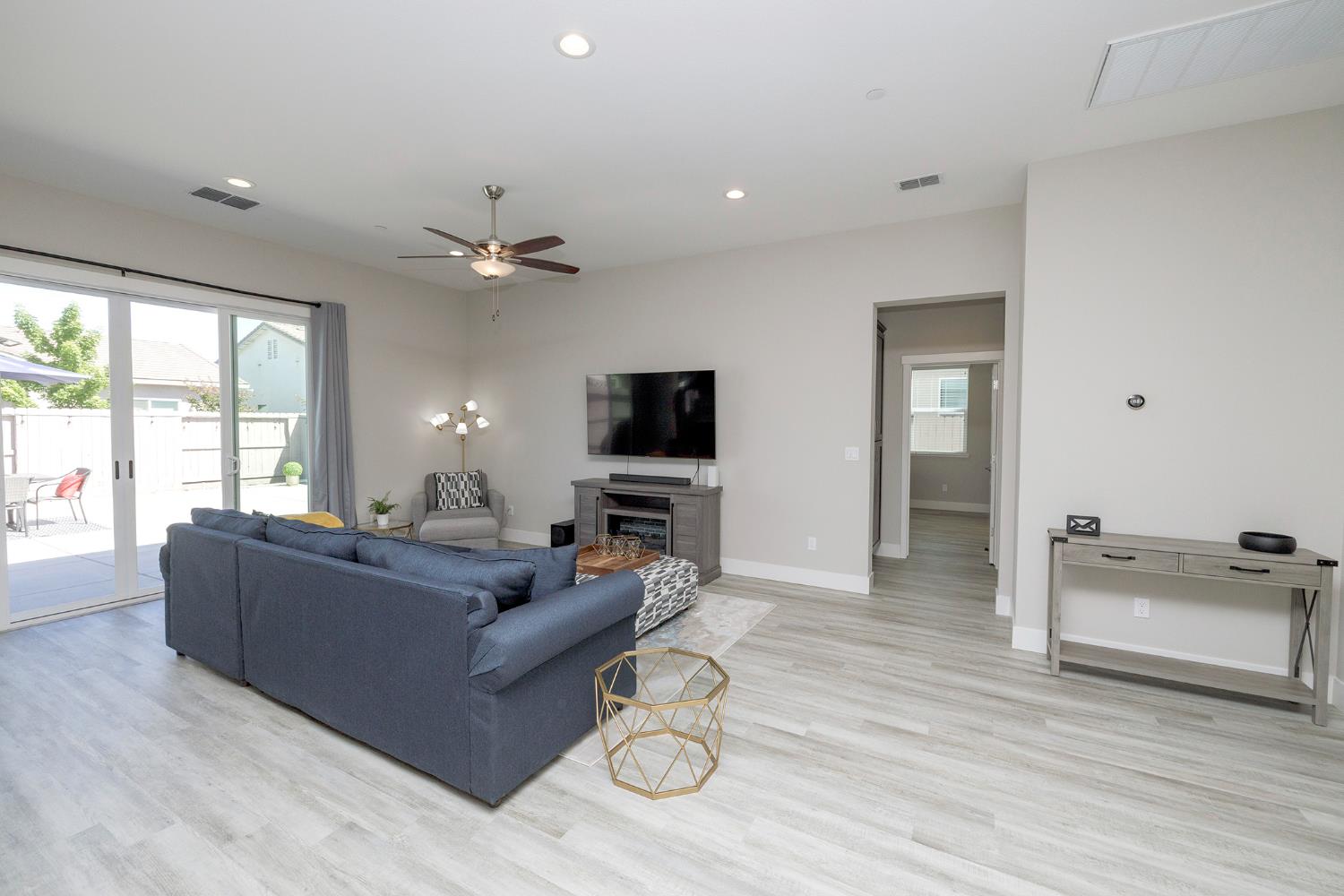 3660 Colorado Ave, Turlock, CA 95382