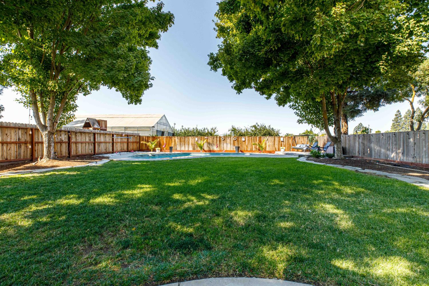 934 Fallbrook Ct, Escalon, CA 95320