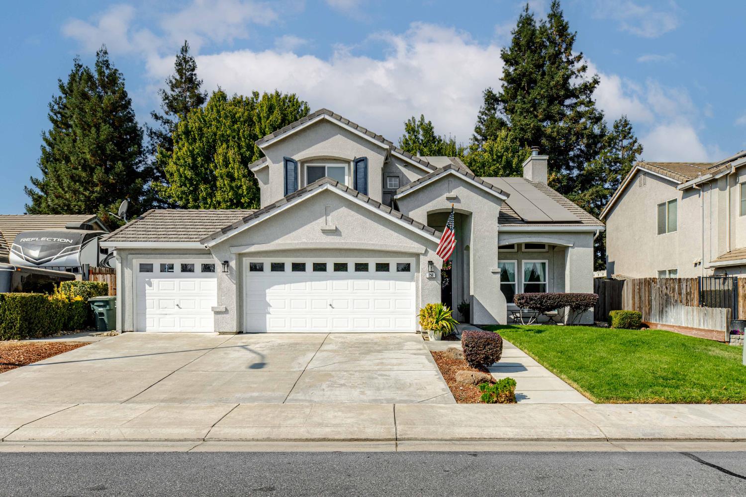 934 Fallbrook Ct, Escalon, CA 95320