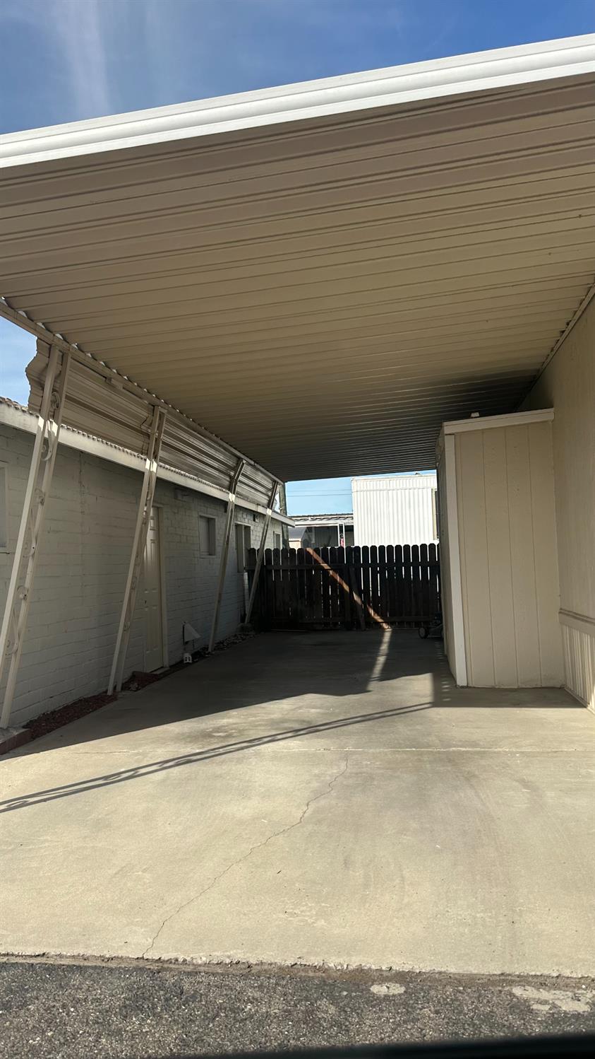 2042 Tully Rd #9, Hughson, CA 95326