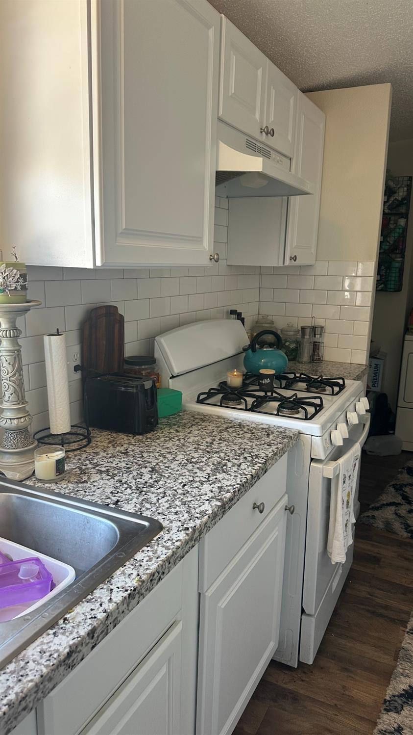 2042 Tully Rd #9, Hughson, CA 95326