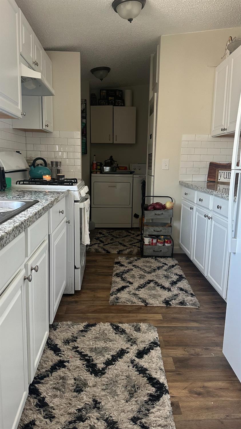 2042 Tully Rd #9, Hughson, CA 95326