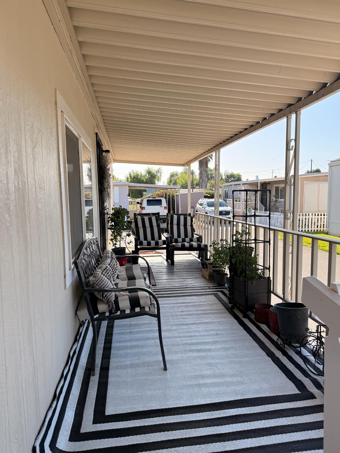 2042 Tully Rd #9, Hughson, CA 95326