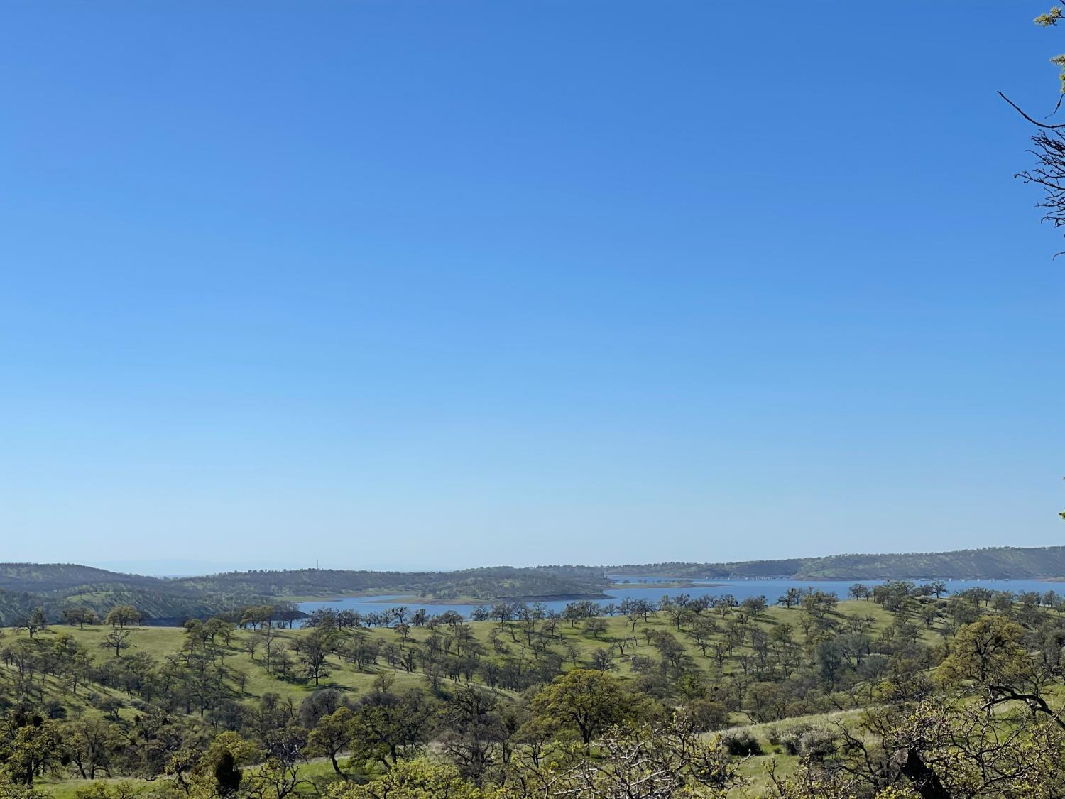 931 Arbolada, La Grange, CA 95329