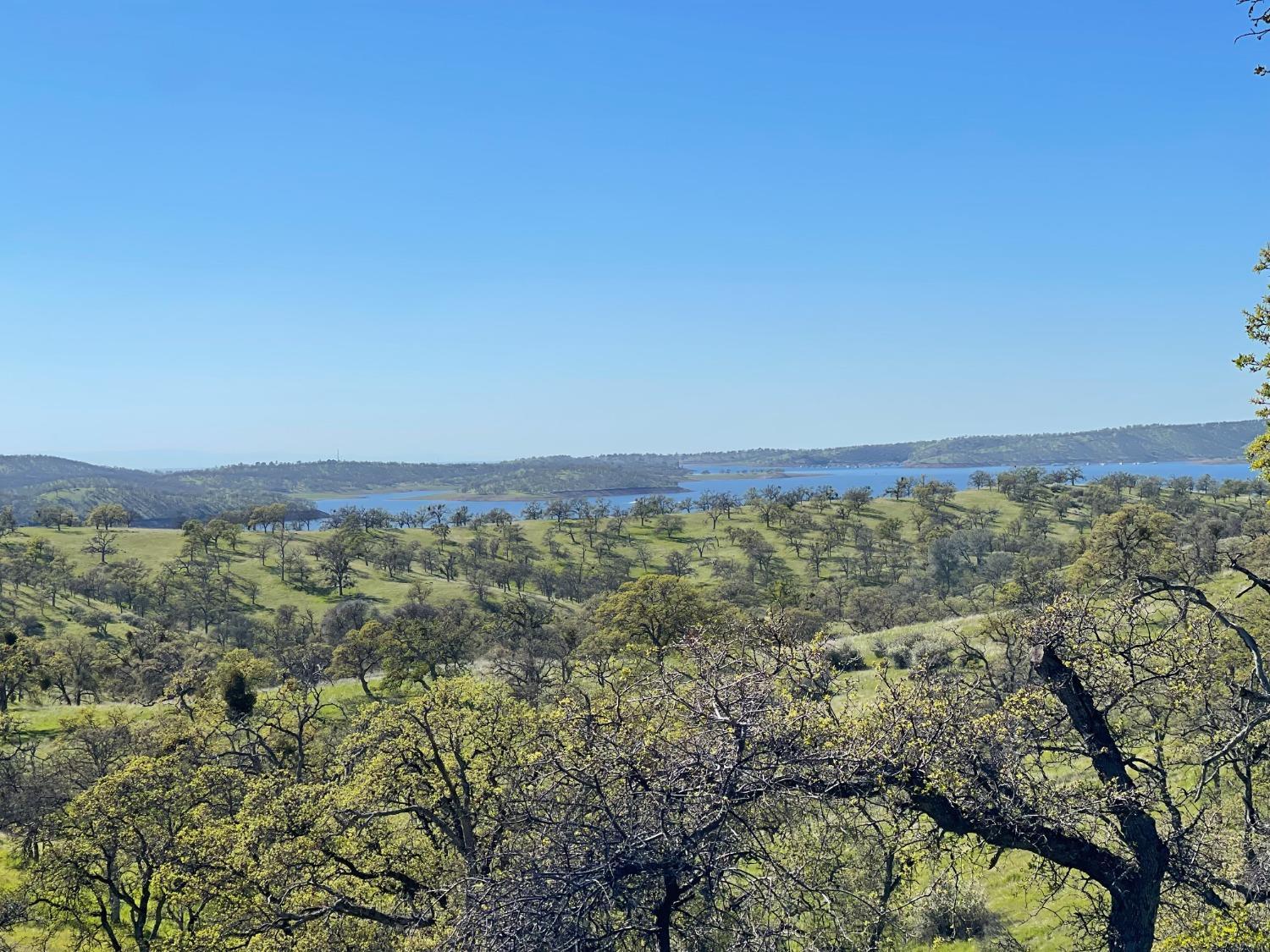 931 Arbolada, La Grange, CA 95329