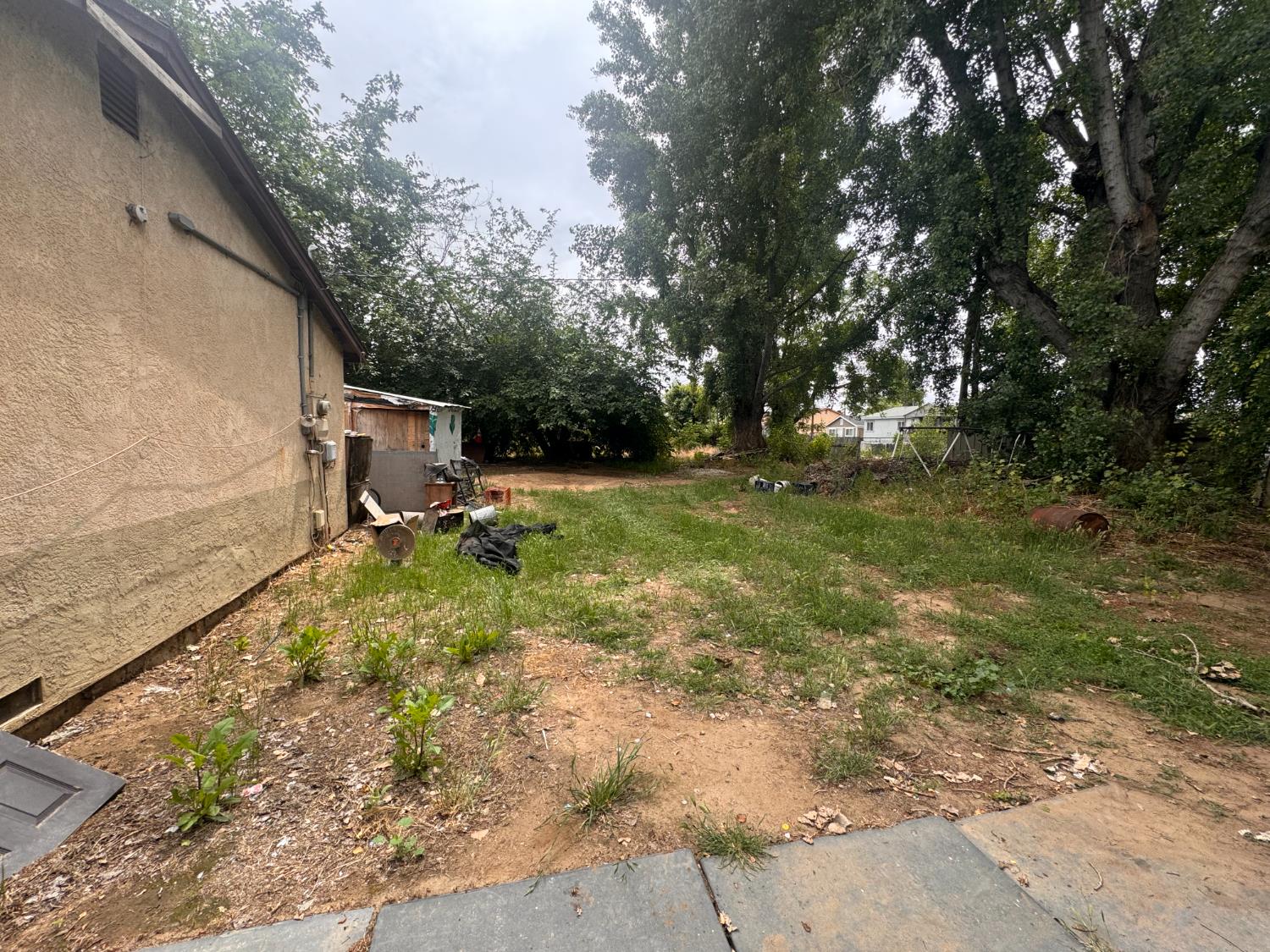 2536 Parkdale Dr, Modesto, CA 95358