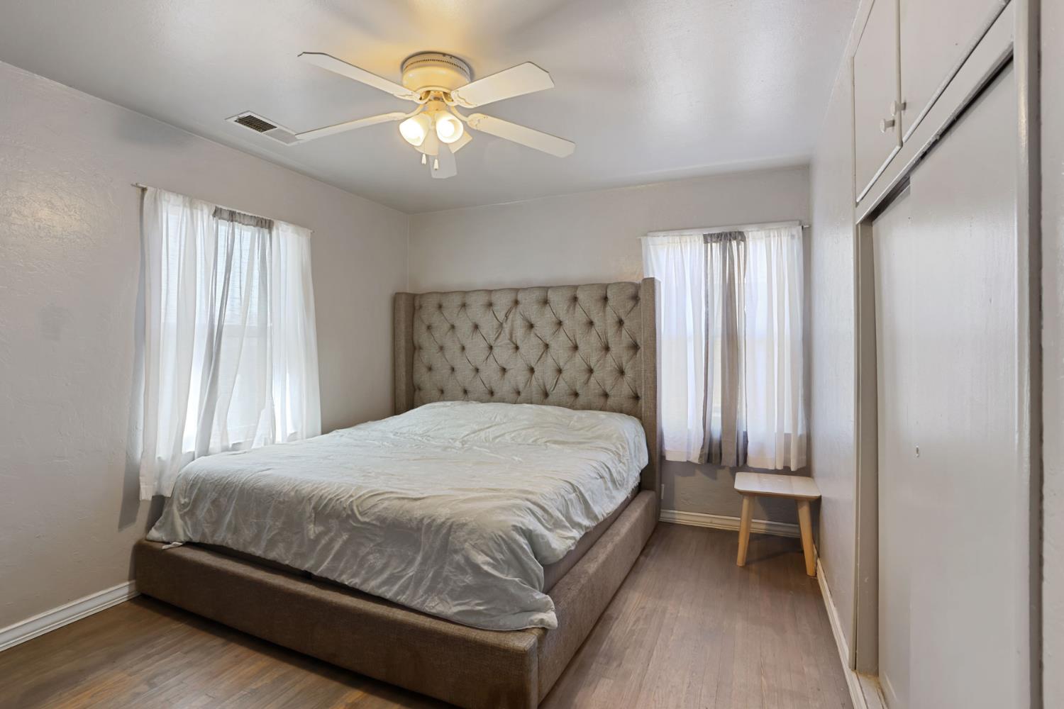 651 Pine St, Manteca, CA 95336