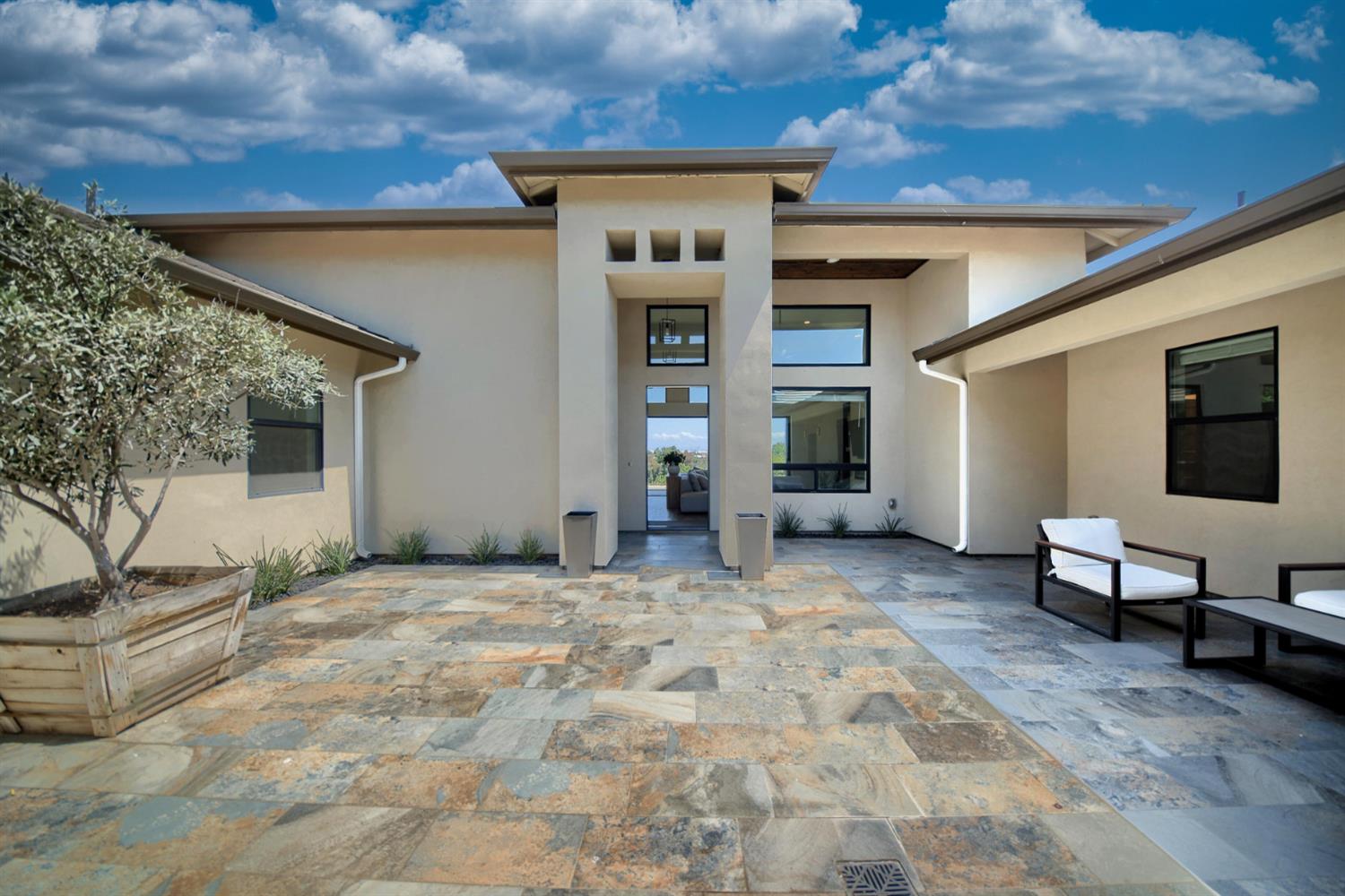3121 Golf Links Rd, Ceres, CA 95307
