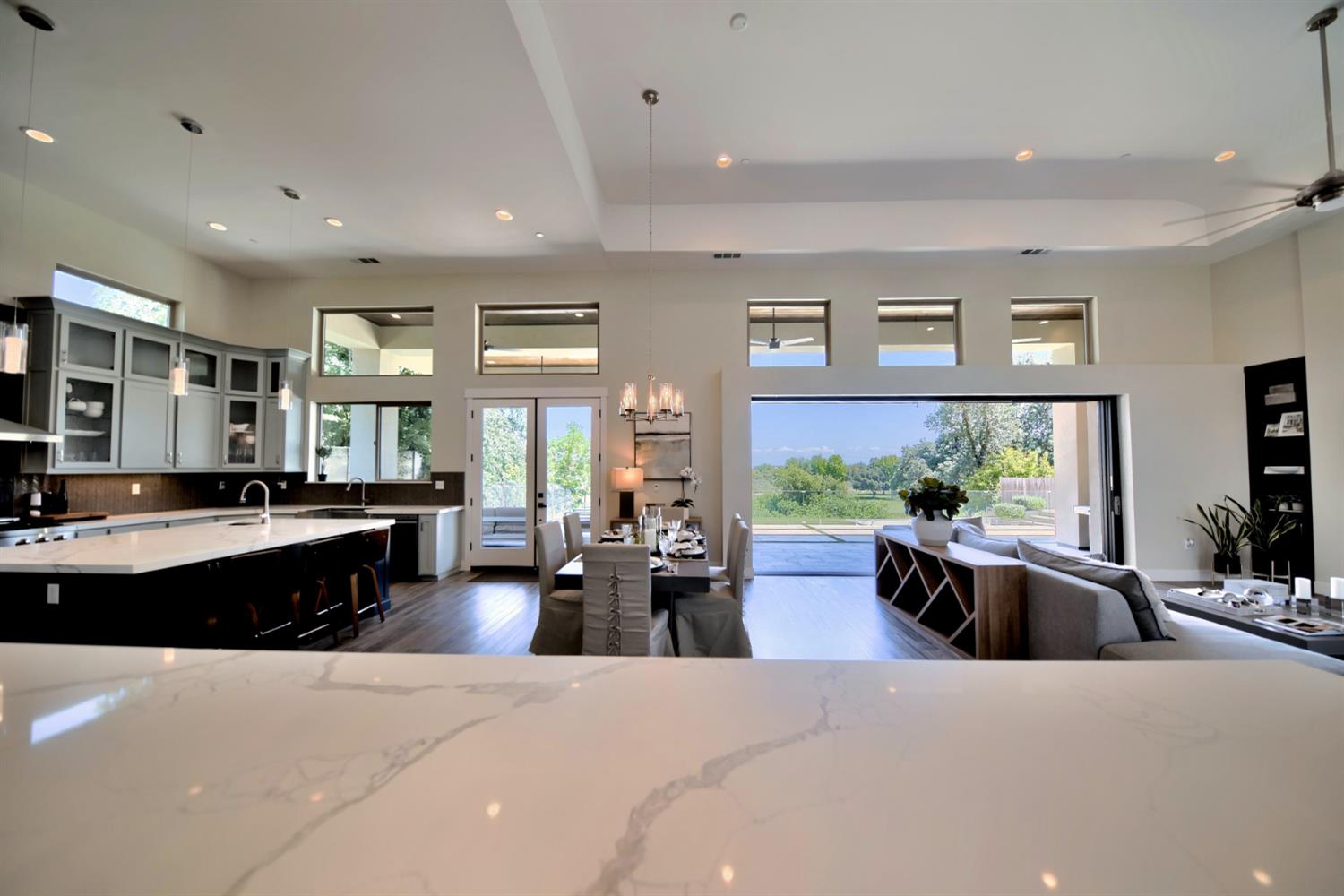 3121 Golf Links Rd, Ceres, CA 95307